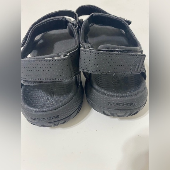Skechers men Go Golf Black Sandals size 8 main image 5